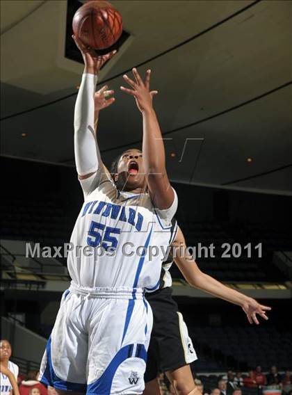 Thumbnail 2 in Windward vs. Bishop Montgomery (CIF SS 4AA Final) photogallery.