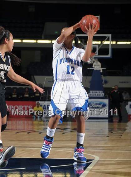Thumbnail 3 in Windward vs. Bishop Montgomery (CIF SS 4AA Final) photogallery.