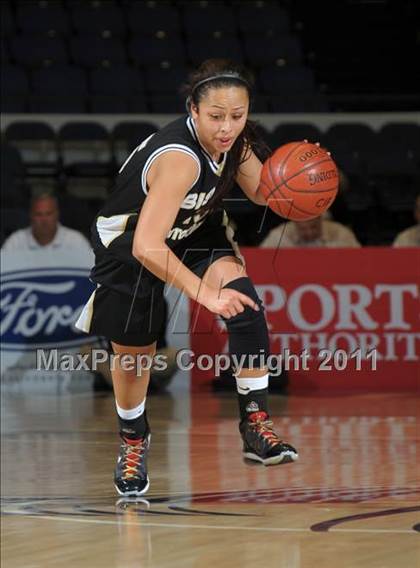 Thumbnail 2 in Windward vs. Bishop Montgomery (CIF SS 4AA Final) photogallery.