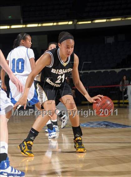 Thumbnail 2 in Windward vs. Bishop Montgomery (CIF SS 4AA Final) photogallery.