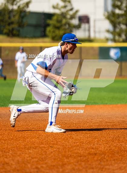 Thumbnail 2 in Dixie vs. Snow Canyon (UHSAA 4A Final) photogallery.