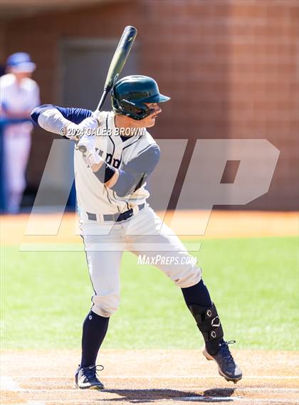 Thumbnail 1 in Dixie vs. Snow Canyon (UHSAA 4A Final) photogallery.