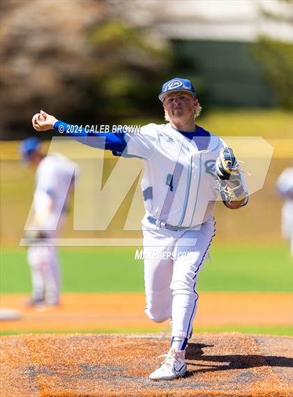 Thumbnail 3 in Dixie vs. Snow Canyon (UHSAA 4A Final) photogallery.