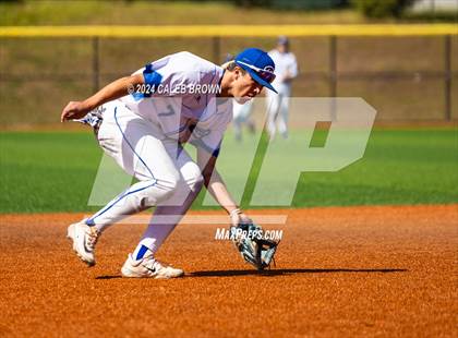 Thumbnail 1 in Dixie vs. Snow Canyon (UHSAA 4A Final) photogallery.