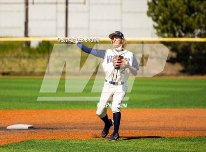 Thumbnail 2 in Dixie vs. Snow Canyon (UHSAA 4A Final) photogallery.