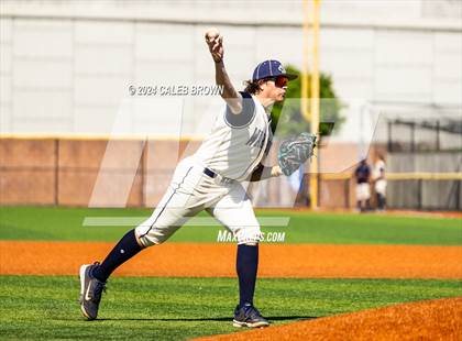 Thumbnail 3 in Dixie vs. Snow Canyon (UHSAA 4A Final) photogallery.
