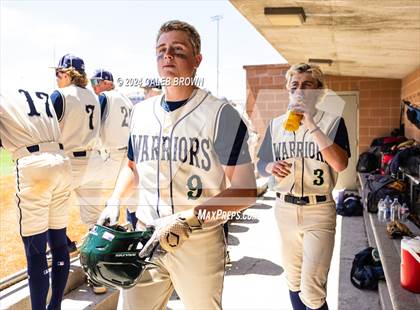 Thumbnail 2 in Dixie vs. Snow Canyon (UHSAA 4A Final) photogallery.