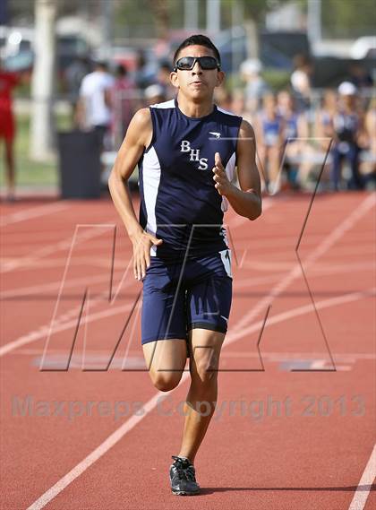 Thumbnail 2 in South West Yosemite League Meet #1 (1600m) photogallery.