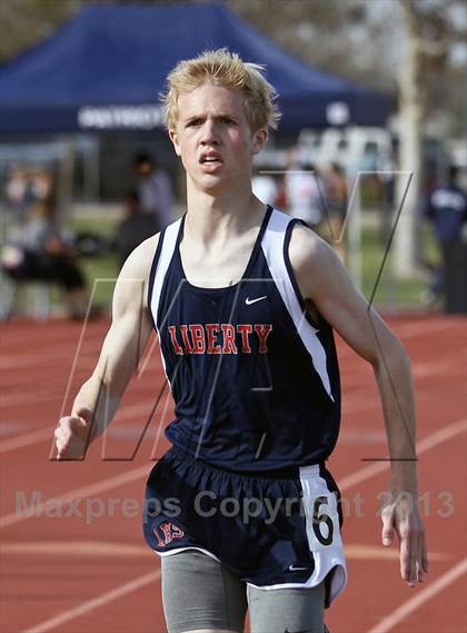 Thumbnail 2 in South West Yosemite League Meet #1 (1600m) photogallery.