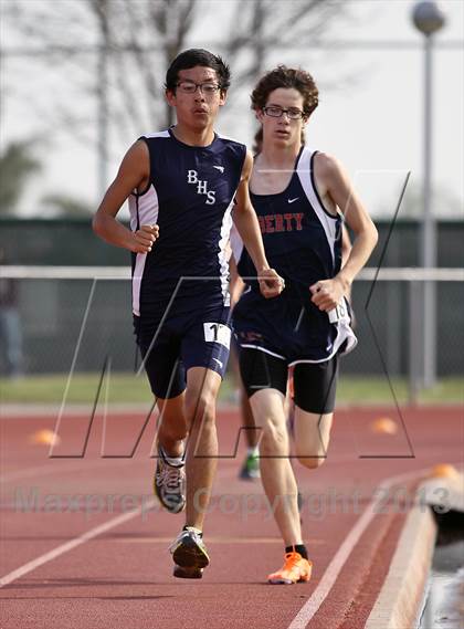 Thumbnail 3 in South West Yosemite League Meet #1 (1600m) photogallery.