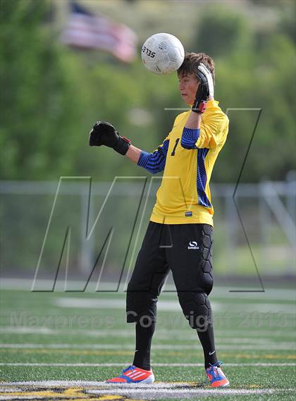 Thumbnail 2 in Battle Mountain (Preseason Early Contenders Soccer Photo Shoot) photogallery.