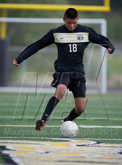 Thumbnail 2 in Battle Mountain (Preseason Early Contenders Soccer Photo Shoot) photogallery.