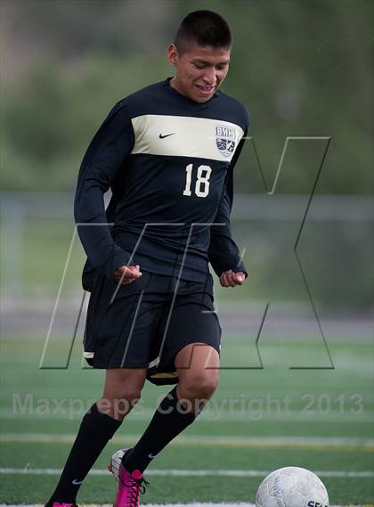 Thumbnail 3 in Battle Mountain (Preseason Early Contenders Soccer Photo Shoot) photogallery.