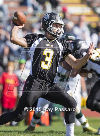 Thumbnail 3 in William Floyd @ Northport photogallery.
