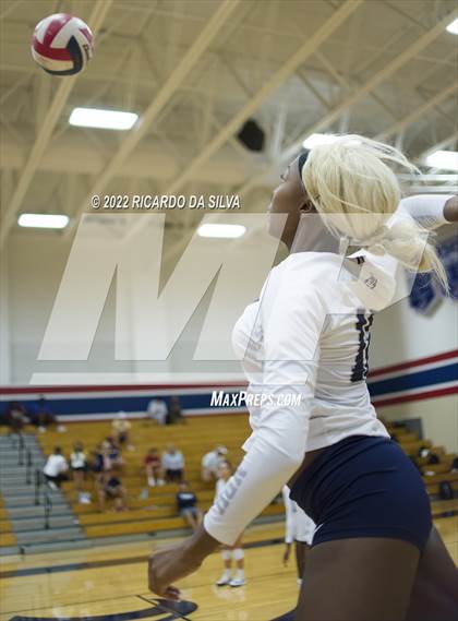 Thumbnail 2 in Tompkins vs Fulshear photogallery.