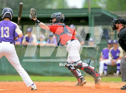 Thumbnail 3 in St. Martin's Episcopal @ Ascension Catholic (LHSAA 1A Regional Playoff) photogallery.