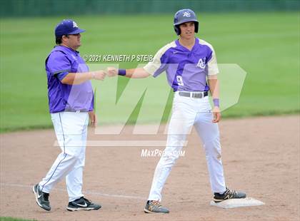 Thumbnail 3 in St. Martin's Episcopal @ Ascension Catholic (LHSAA 1A Regional Playoff) photogallery.