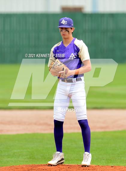 Thumbnail 3 in St. Martin's Episcopal @ Ascension Catholic (LHSAA 1A Regional Playoff) photogallery.