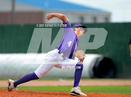 Thumbnail 3 in St. Martin's Episcopal @ Ascension Catholic (LHSAA 1A Regional Playoff) photogallery.
