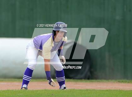 Thumbnail 2 in St. Martin's Episcopal @ Ascension Catholic (LHSAA 1A Regional Playoff) photogallery.