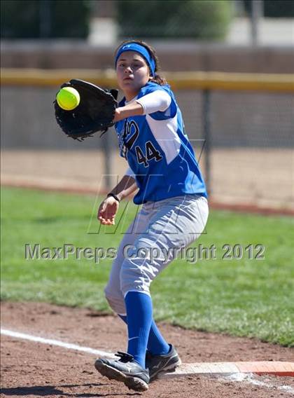 Thumbnail 3 in Rialto vs. St. Mary's (Ted Yoneda Tournament) photogallery.