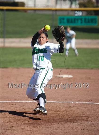 Thumbnail 2 in Rialto vs. St. Mary's (Ted Yoneda Tournament) photogallery.