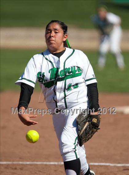 Thumbnail 2 in Rialto vs. St. Mary's (Ted Yoneda Tournament) photogallery.