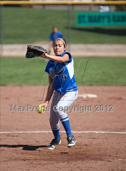 Thumbnail 1 in Rialto vs. St. Mary's (Ted Yoneda Tournament) photogallery.