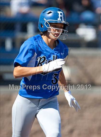 Thumbnail 2 in Rialto vs. St. Mary's (Ted Yoneda Tournament) photogallery.
