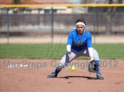Thumbnail 2 in Rialto vs. St. Mary's (Ted Yoneda Tournament) photogallery.