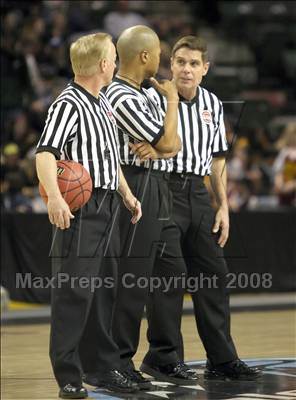 Thumbnail 2 in Mullen vs Denver East (5A Sweet 16) photogallery.