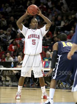 Thumbnail 2 in Mullen vs Denver East (5A Sweet 16) photogallery.