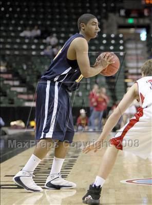 Thumbnail 1 in Mullen vs Denver East (5A Sweet 16) photogallery.