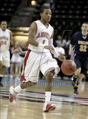 Thumbnail 1 in Mullen vs Denver East (5A Sweet 16) photogallery.