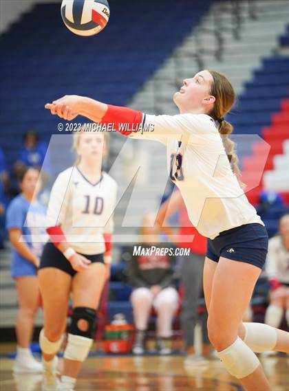 Thumbnail 3 in Dickinson @ Clear Lake photogallery.