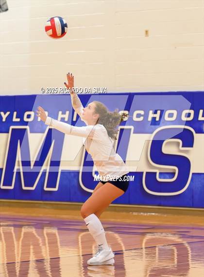Thumbnail 3 in Tompkins vs. A&M Consolidated (KISD/CFISD Tournament - Silver Final) photogallery.