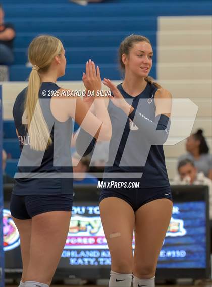 Thumbnail 1 in Tompkins vs. A&M Consolidated (KISD/CFISD Tournament - Silver Final) photogallery.