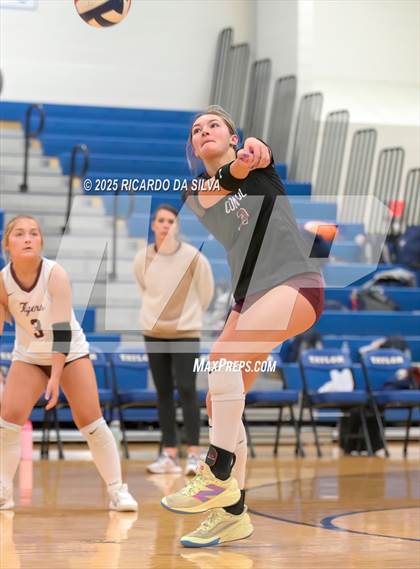 Thumbnail 1 in Tompkins vs. A&M Consolidated (KISD/CFISD Tournament - Silver Final) photogallery.
