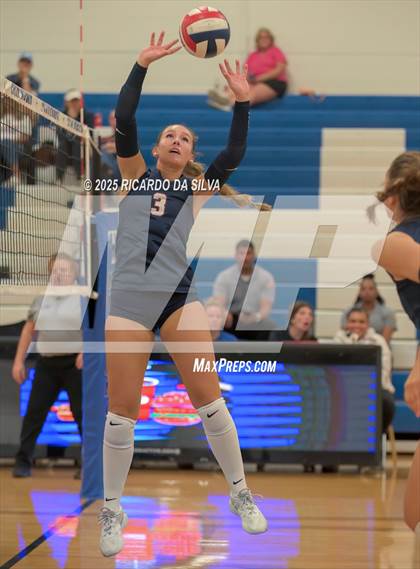 Thumbnail 3 in Tompkins vs. A&M Consolidated (KISD/CFISD Tournament - Silver Final) photogallery.