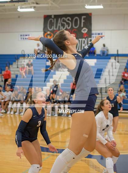 Thumbnail 1 in Tompkins vs. A&M Consolidated (KISD/CFISD Tournament - Silver Final) photogallery.