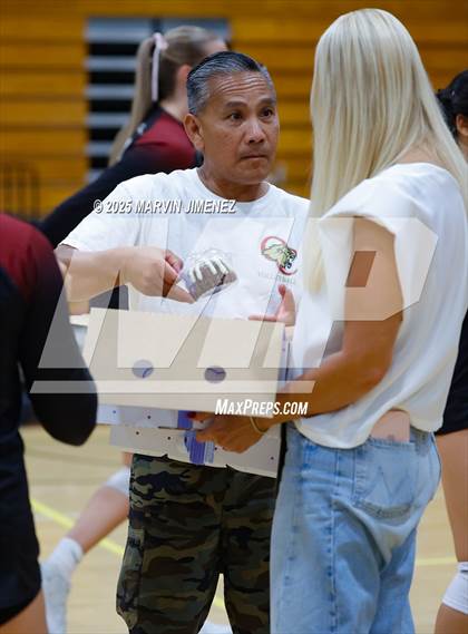 Thumbnail 1 in Calabasas @ Oaks Christian photogallery.