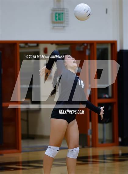 Thumbnail 1 in Calabasas @ Oaks Christian photogallery.