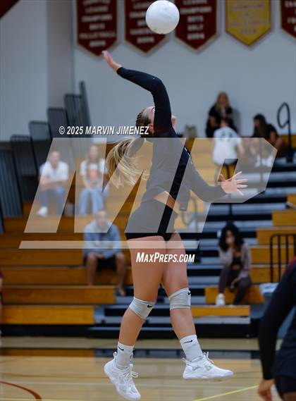Thumbnail 1 in Calabasas @ Oaks Christian photogallery.