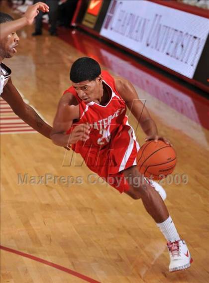 Thumbnail 2 in St. Benedict's Prep @ Mater Dei (Nike Extravaganza) photogallery.