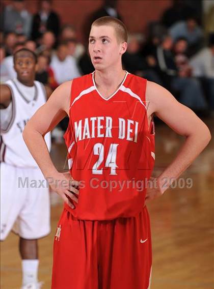 Thumbnail 2 in St. Benedict's Prep @ Mater Dei (Nike Extravaganza) photogallery.