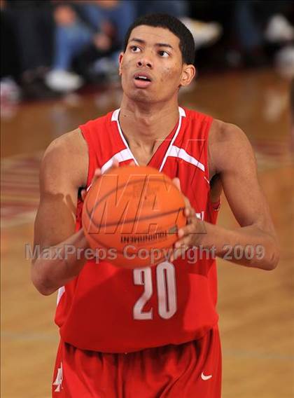 Thumbnail 2 in St. Benedict's Prep @ Mater Dei (Nike Extravaganza) photogallery.