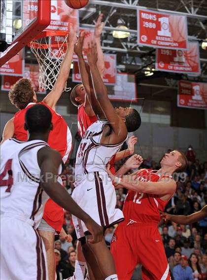 Thumbnail 2 in St. Benedict's Prep @ Mater Dei (Nike Extravaganza) photogallery.