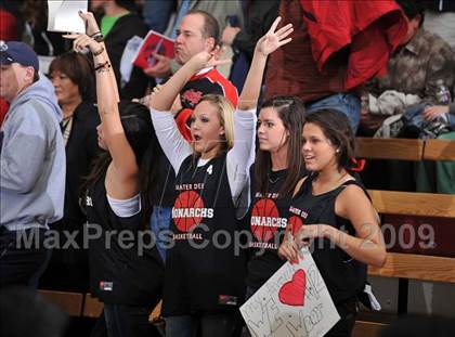 Thumbnail 3 in St. Benedict's Prep @ Mater Dei (Nike Extravaganza) photogallery.