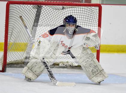 Thumbnail 2 in Branford @ Lyman Hall (SCC D2 Qtr Final) photogallery.