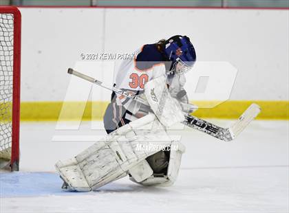 Thumbnail 2 in Branford @ Lyman Hall (SCC D2 Qtr Final) photogallery.